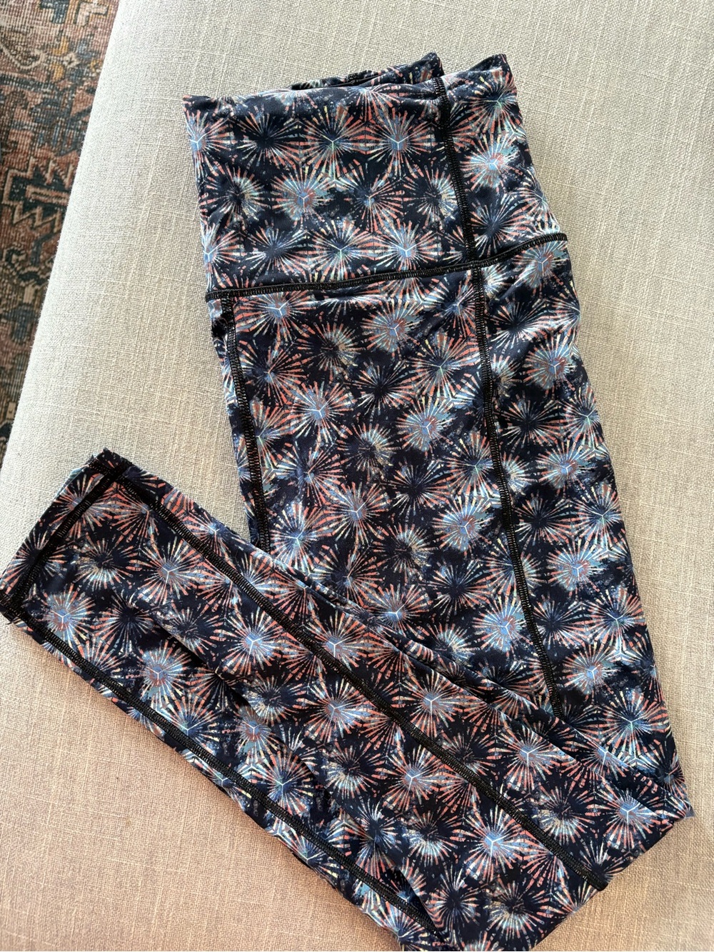 Women’s Firework-Print Leggings